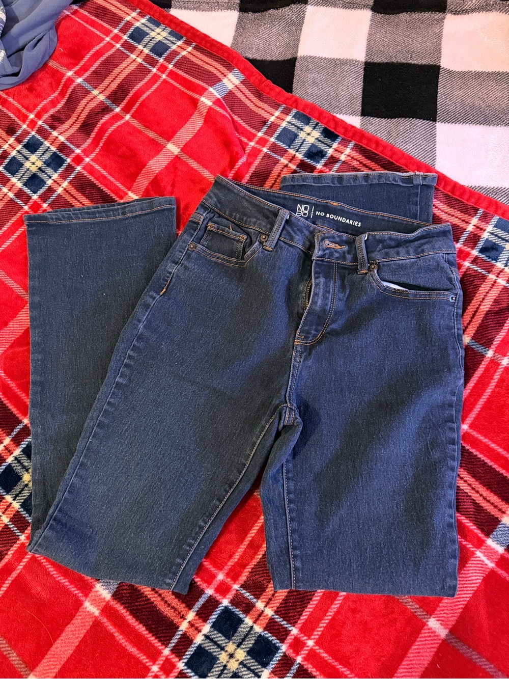 No Boundaries Women's Dark Blue Straight Leg Jeans
